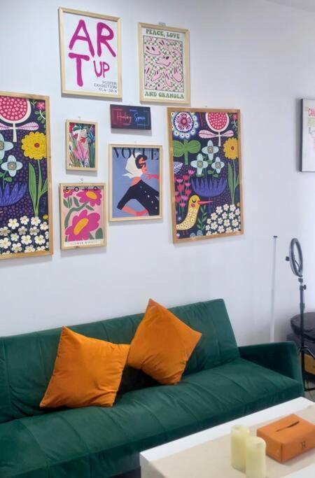 Urban 360-healing Space Apartment